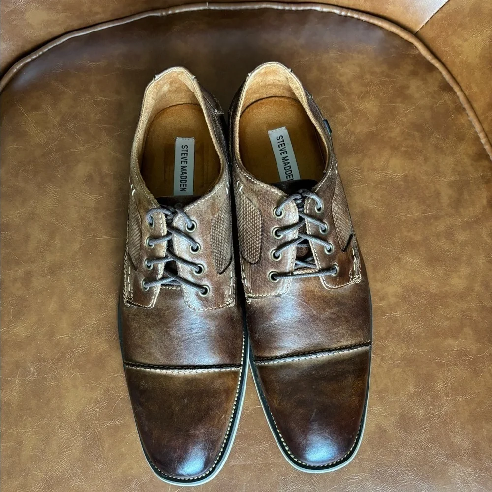 Steve Madden Jagwar Cap Toe Oxford Cognac Brown Leather Preppy Academia  11.5